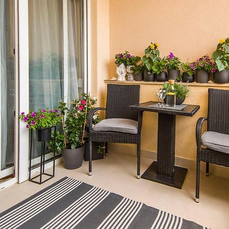 Apartment Summer Dreams Split Exterior photo